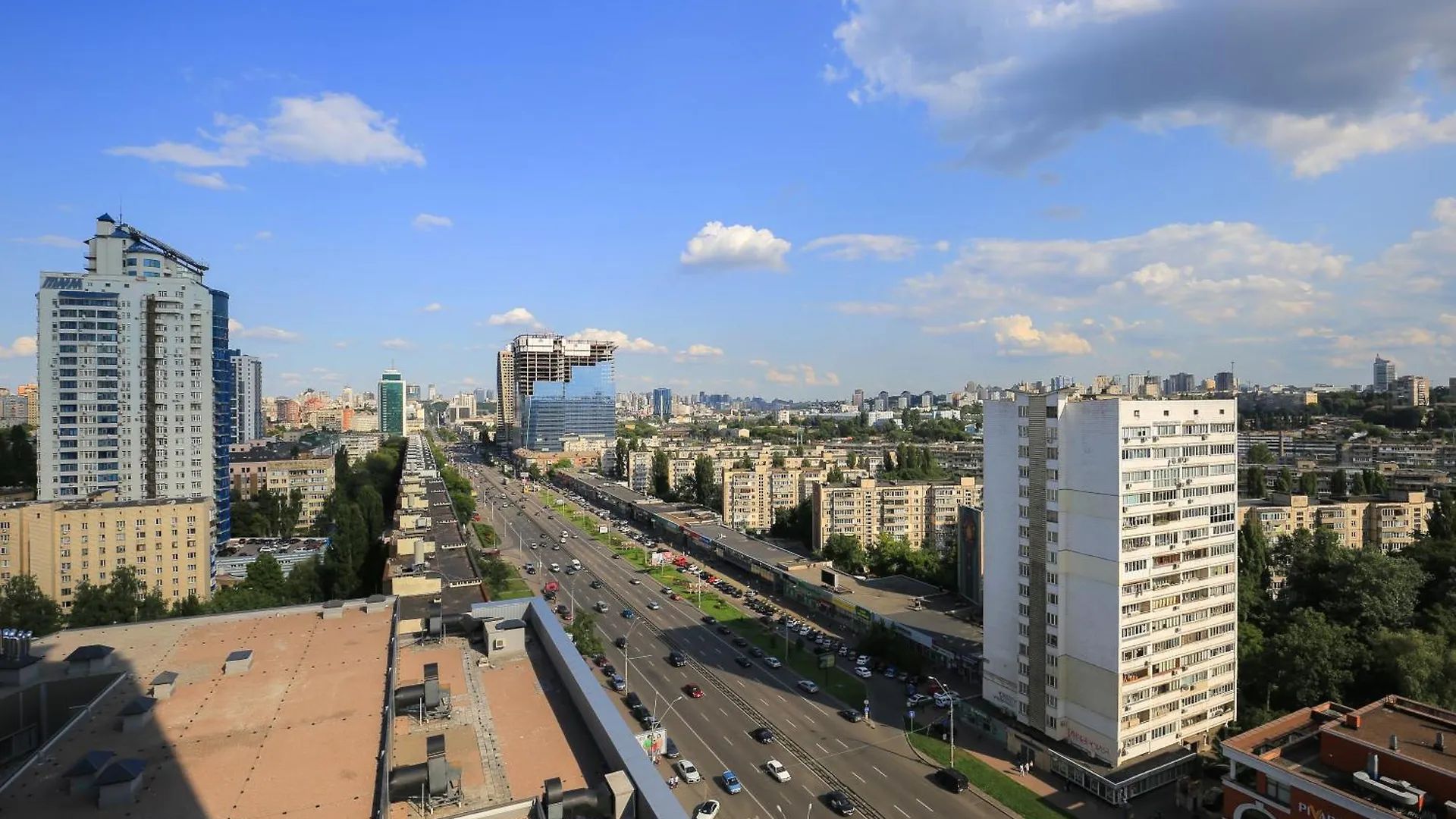 White Tiger Apartment In Smart Plaza Киев