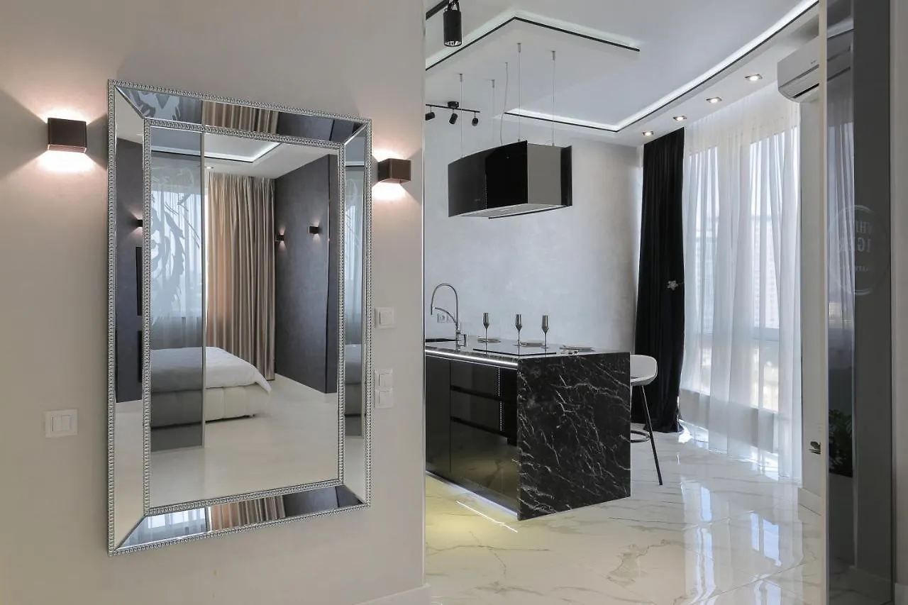 White Tiger Apartment In Smart Plaza Киев
