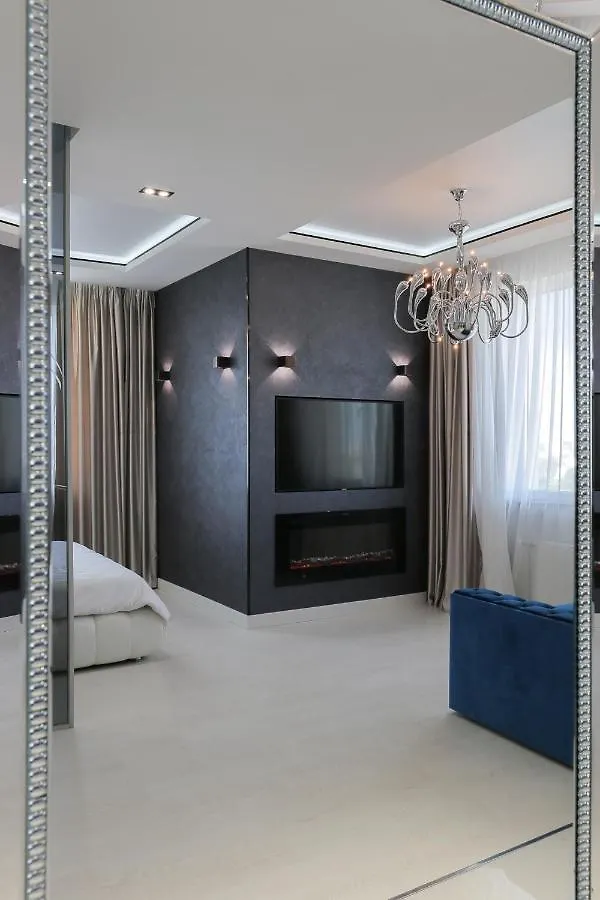White Tiger Apartment In Smart Plaza Киев